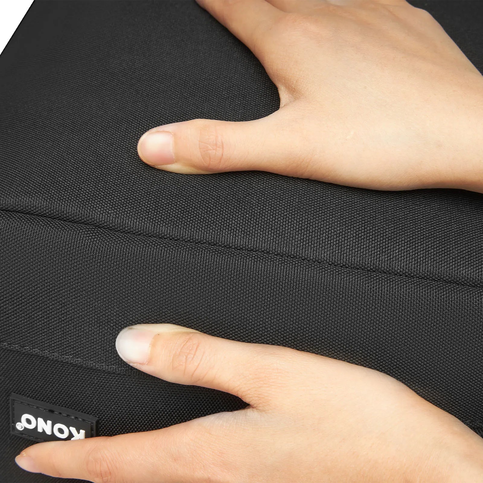 Kono Cabin bag 40x20x25 cm for Ryanair Under Seat hand luggage Backpack, Cabin Size 20L Black Minimalist