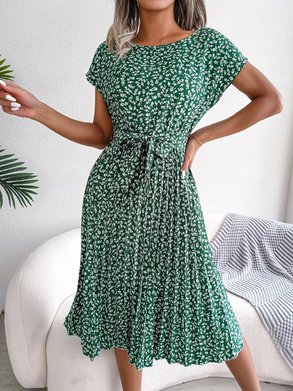 Women's Floral Pleated A Line Long Dress, Short Sleeve, High Waist, Chic, Spring, Summer