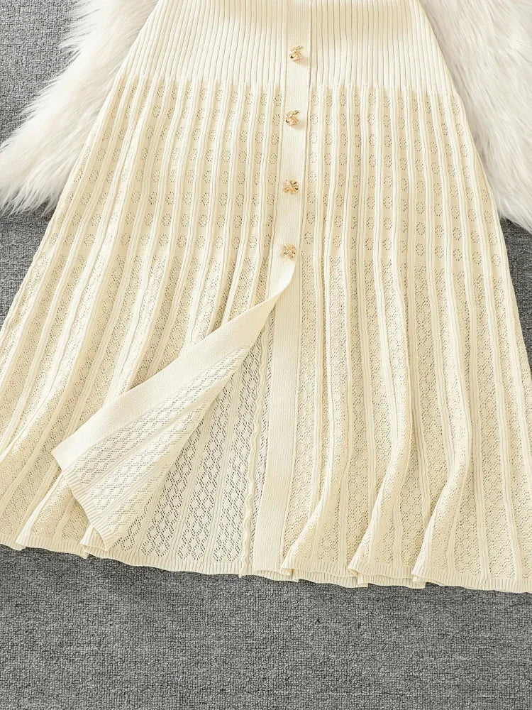 Summer 2024 New Women's Black Beige Single Breasted Knitted Long Dress Green Elegant Office Lady Short Sleeve Pleated Dress Chic