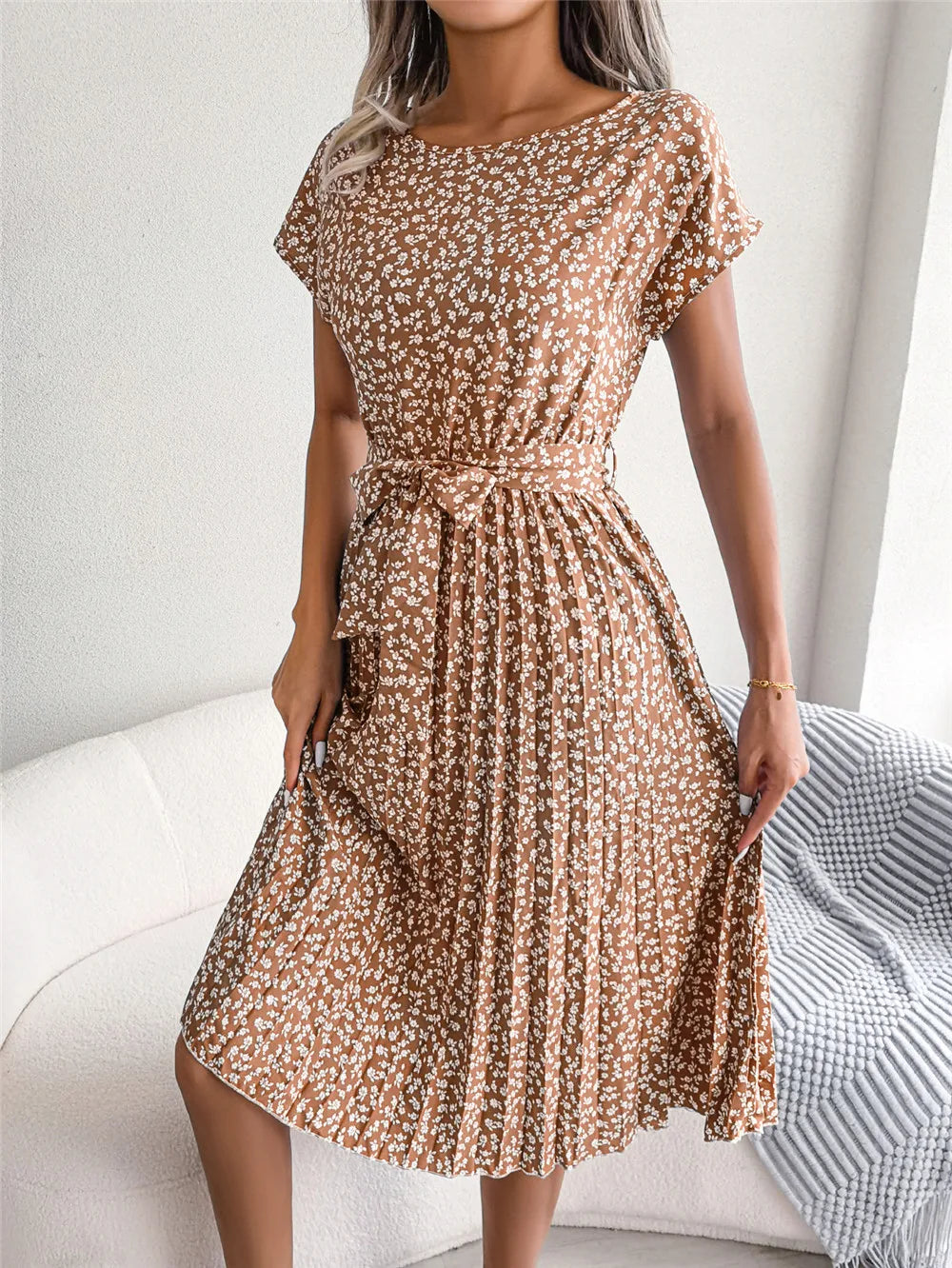 Women's Floral Pleated A Line Long Dress, Short Sleeve, High Waist, Chic, Spring, Summer