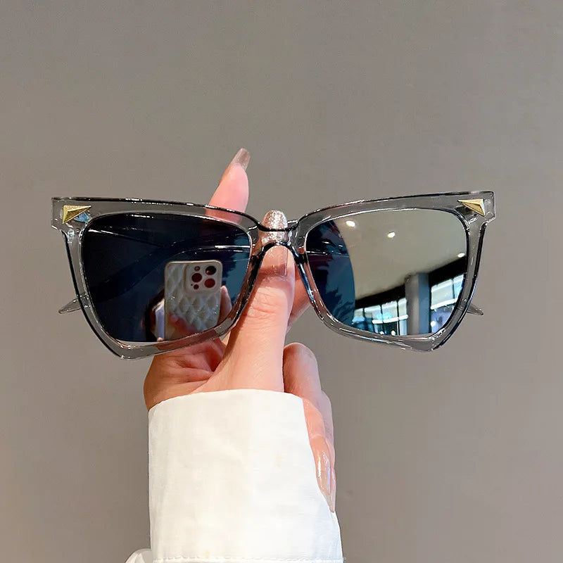 New in Y2K Irregular Cat Eye Sunglasses Women For Men Vintage Sun Glasses Luxury Brand Designer Punk Pink Colorful Rivet Shades