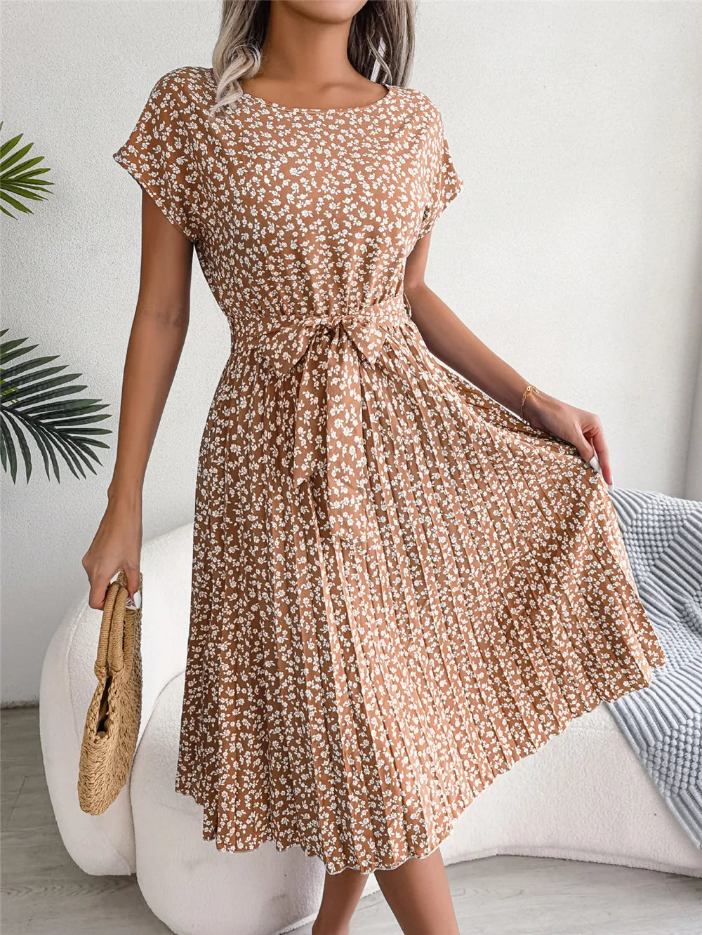 Women's Floral Pleated A Line Long Dress, Short Sleeve, High Waist, Chic, Spring, Summer