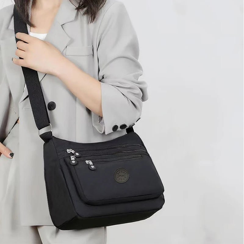 Neutral style men's and women's nylon crossbody bag for casual wear, fashionable canvas bag for women's shoes.