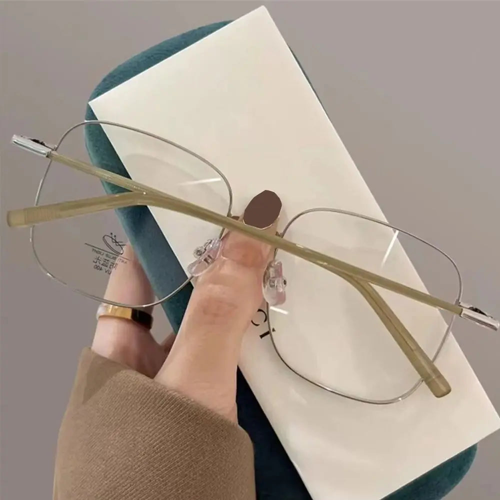 Metal Frame Myopia Glasses Frame Fashion Women Men Big Frame Anti-UV Blue Rays Glasses Ultra-light Vision Care Eyeglasses