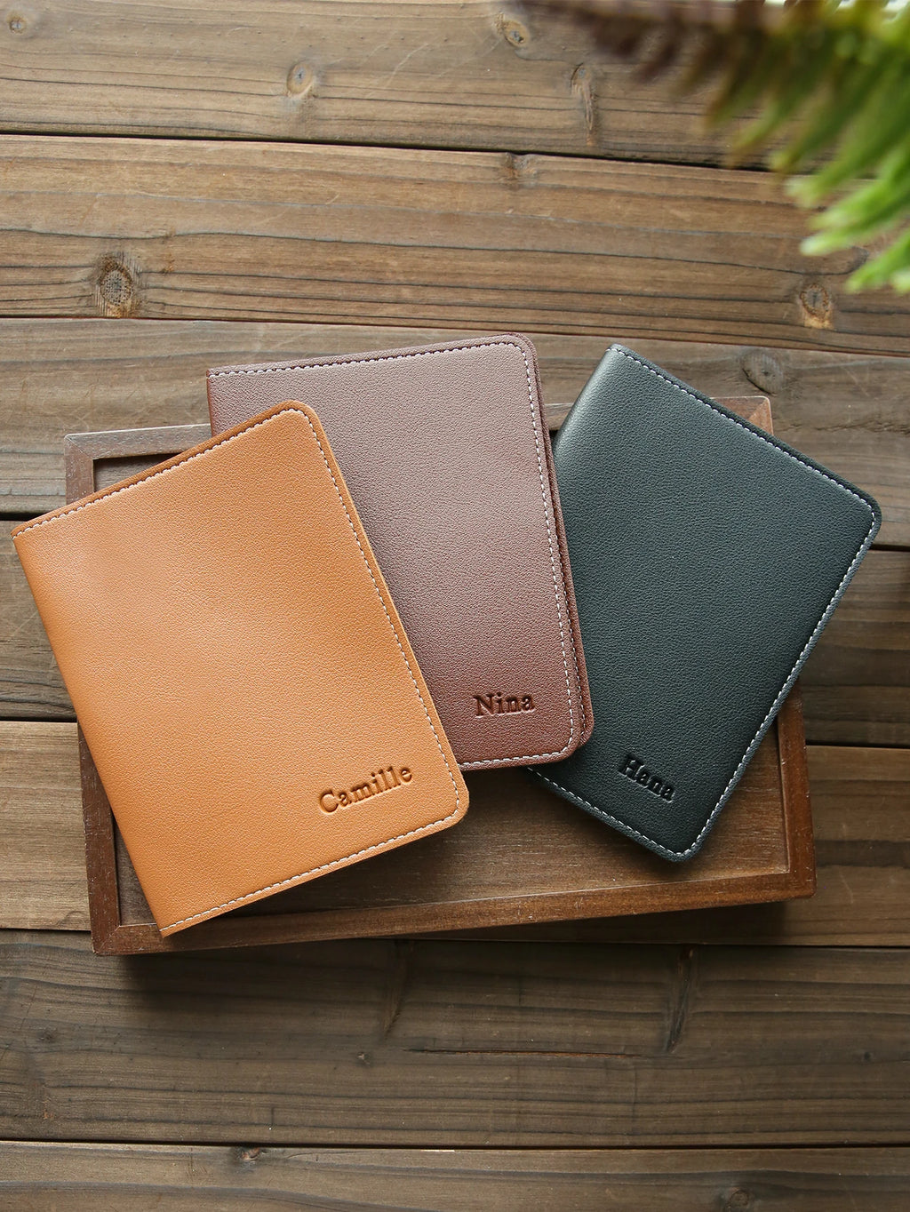 1PCS Custom Name Passport Holder Personalized Leather Passport Cove Customized Travel Accessories Handmade Gifts For Friends