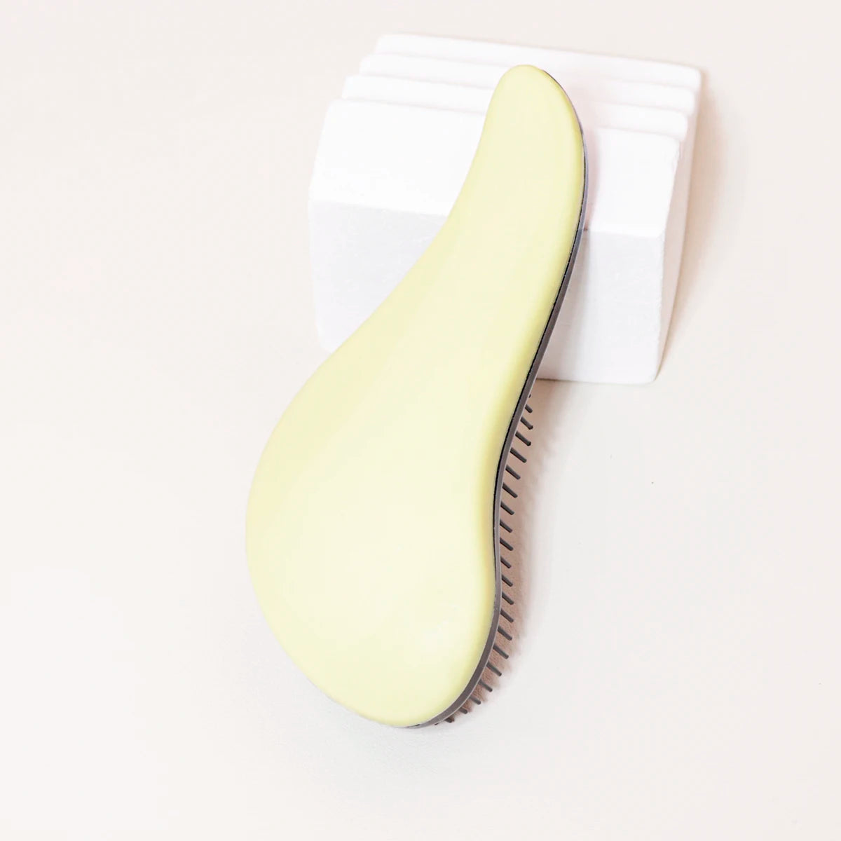 Wholesale massage brush brush shower winding wet hair curly brush salon hairdressing tool massage Special for real hair wigs