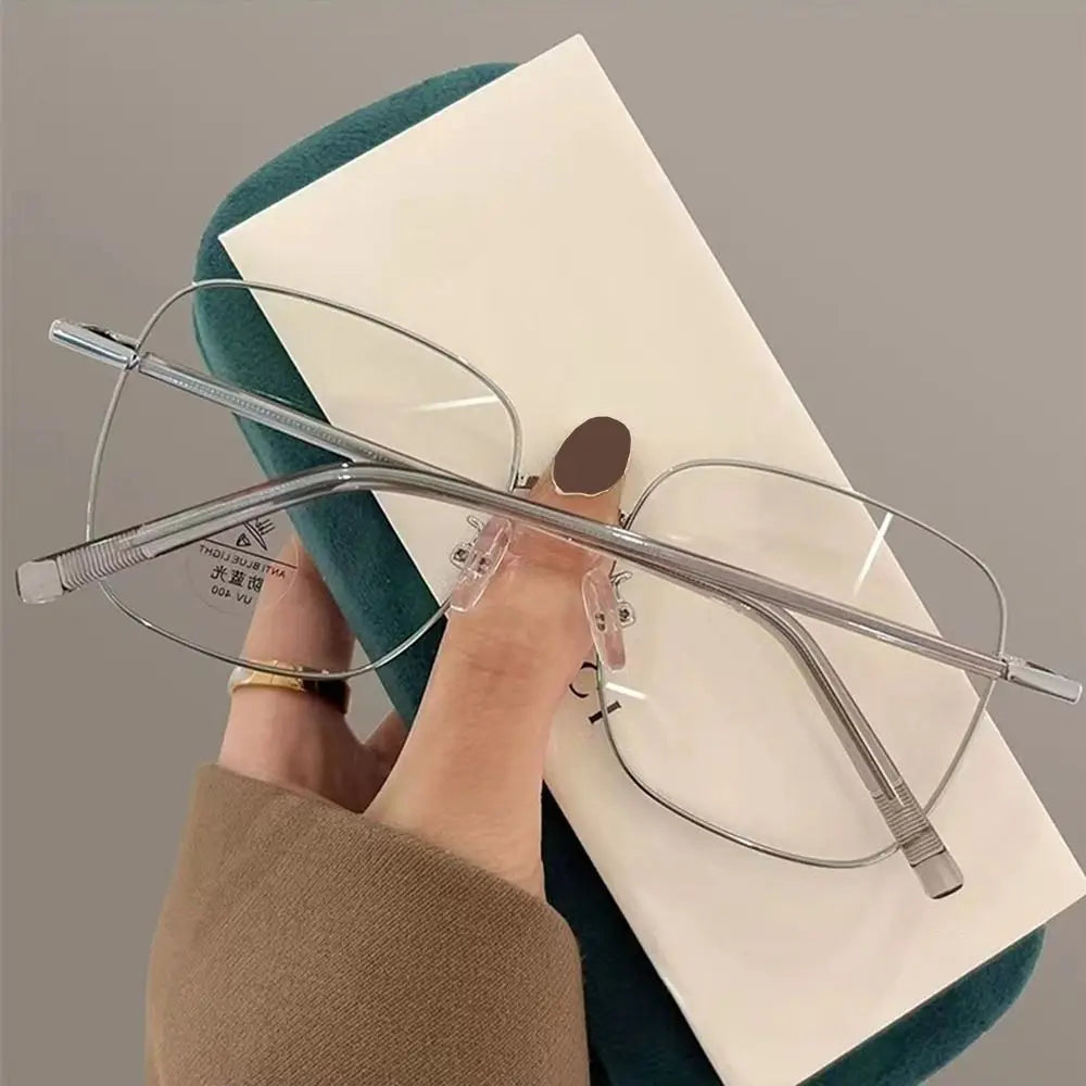 Metal Frame Myopia Glasses Frame Fashion Women Men Big Frame Anti-UV Blue Rays Glasses Ultra-light Vision Care Eyeglasses