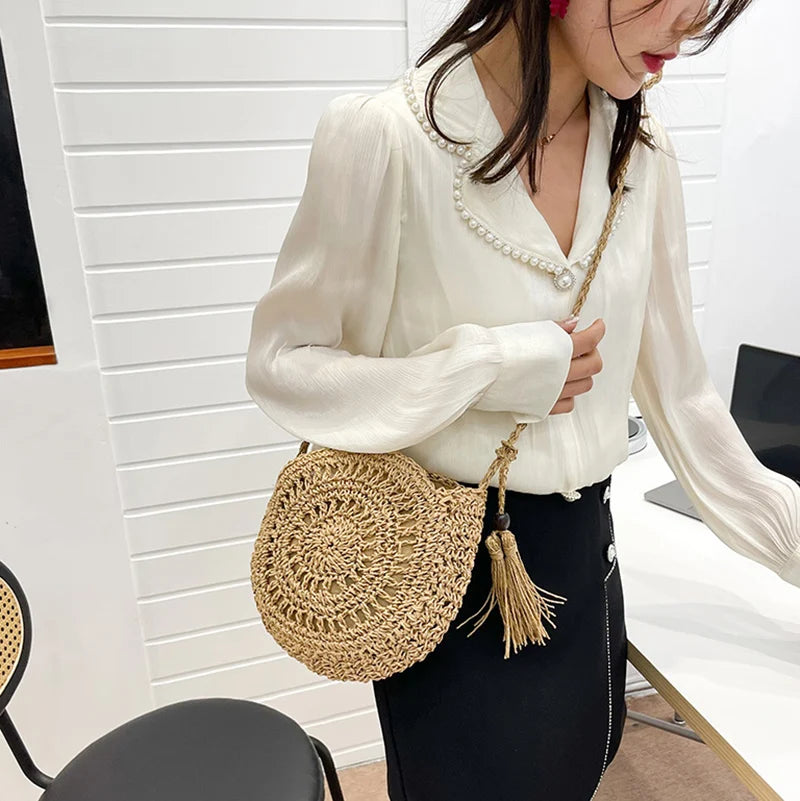 Fashion Hollow Out Shoulder Bags Casual Straw Crossbody Small Round Bag Purse Tassel Messenger Handbags bolsa feminina