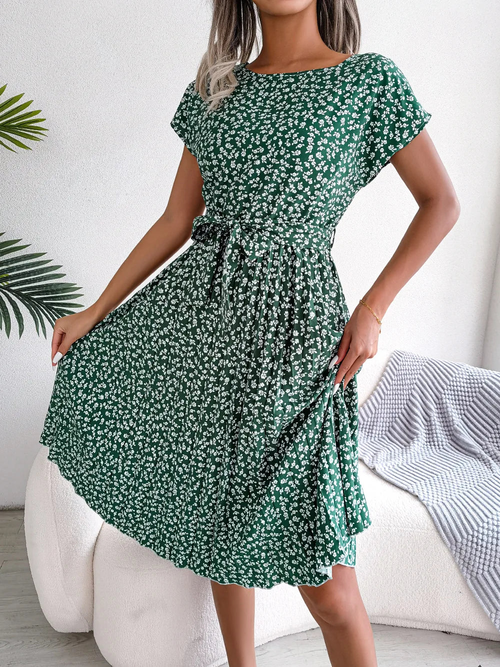 Women's Floral Pleated A Line Long Dress, Short Sleeve, High Waist, Chic, Spring, Summer